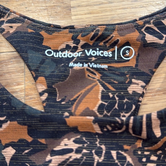 Outdoor Voices Abstract Floral Sports Bra Crop Top - Picture 5 of 7